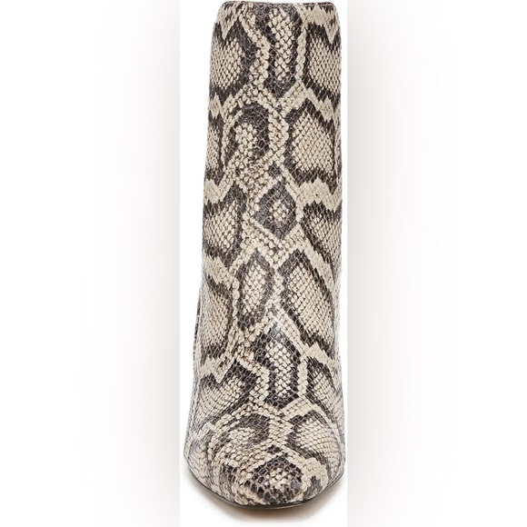 Sam Edelman Margo Grey Snake Print Chelsea Boots NIB Sz 7.5 - Picture 3 of 11